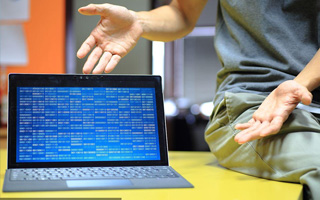 乌鲁木齐 mongo排序sort,php如何按顺序排列数组？